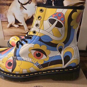 Dr Martens Vegan 1460 Womens Sz 8 Floral Eye Mushroom Retro Kemble Lace Up Boot